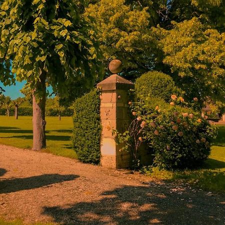 Le Manoir De Laferte-Sur-Aube Otel Dış mekan fotoğraf